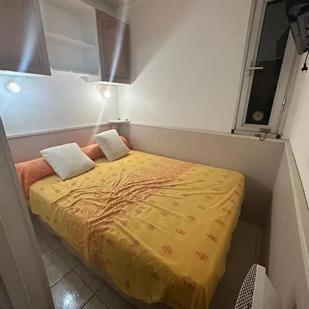 A La Semaine Ou Au Jour / Location Studio Meuble 30M² La Ciotat Extérieur photo